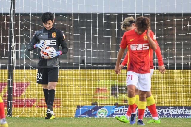 ag体育网站-广州队的时代结束！20轮不胜降级 郑智也救不了